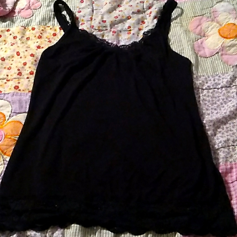 Black medium tank top